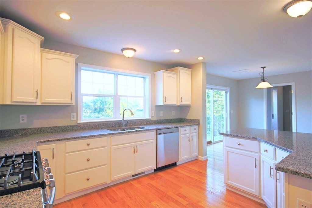 19 Mudnock Road Salisbury, MA 01952 - Photo 9 of 30