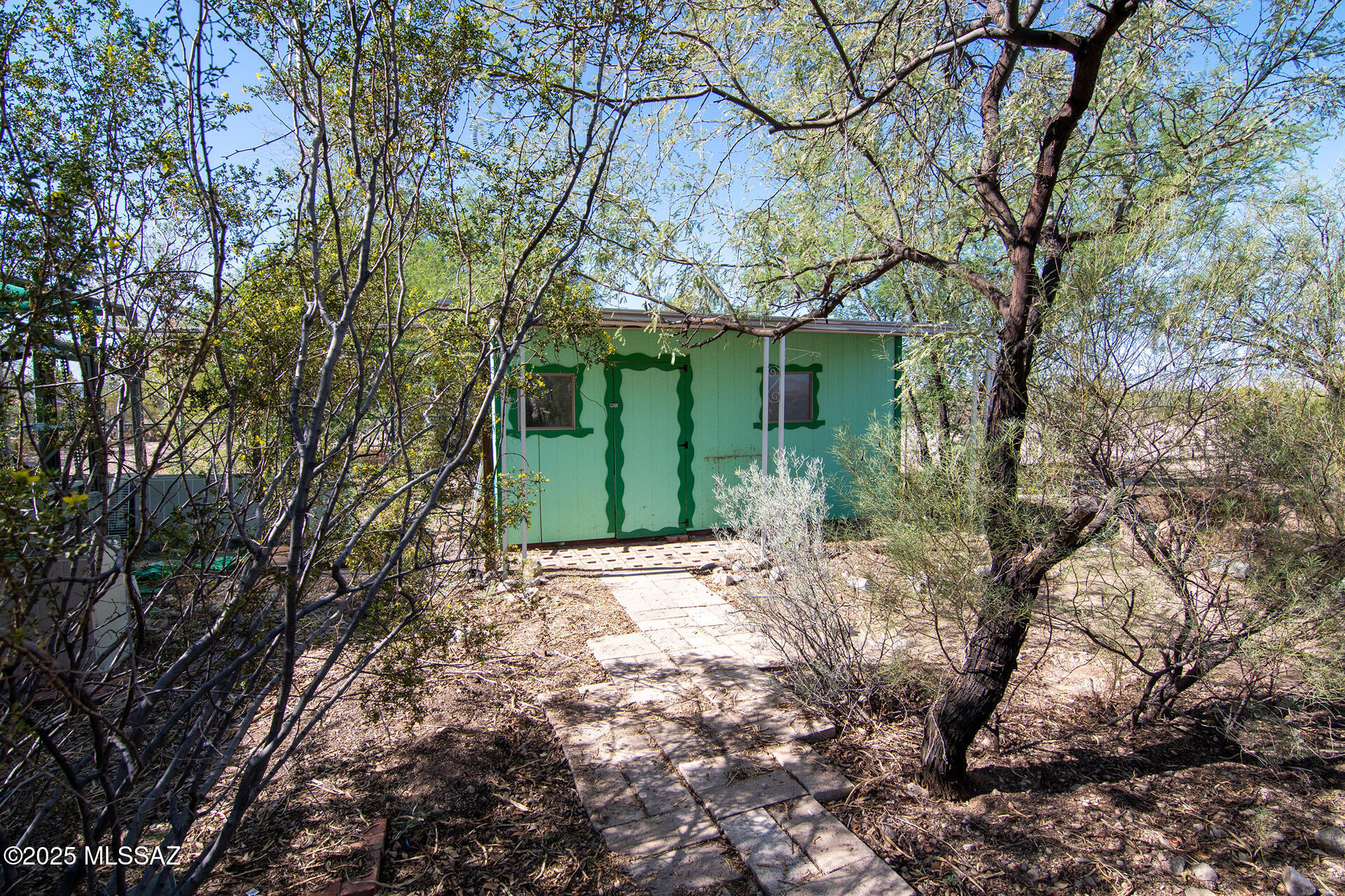 5538 East Hermans Road Tucson, AZ 85756 - Photo 29 of 32 Shed 2