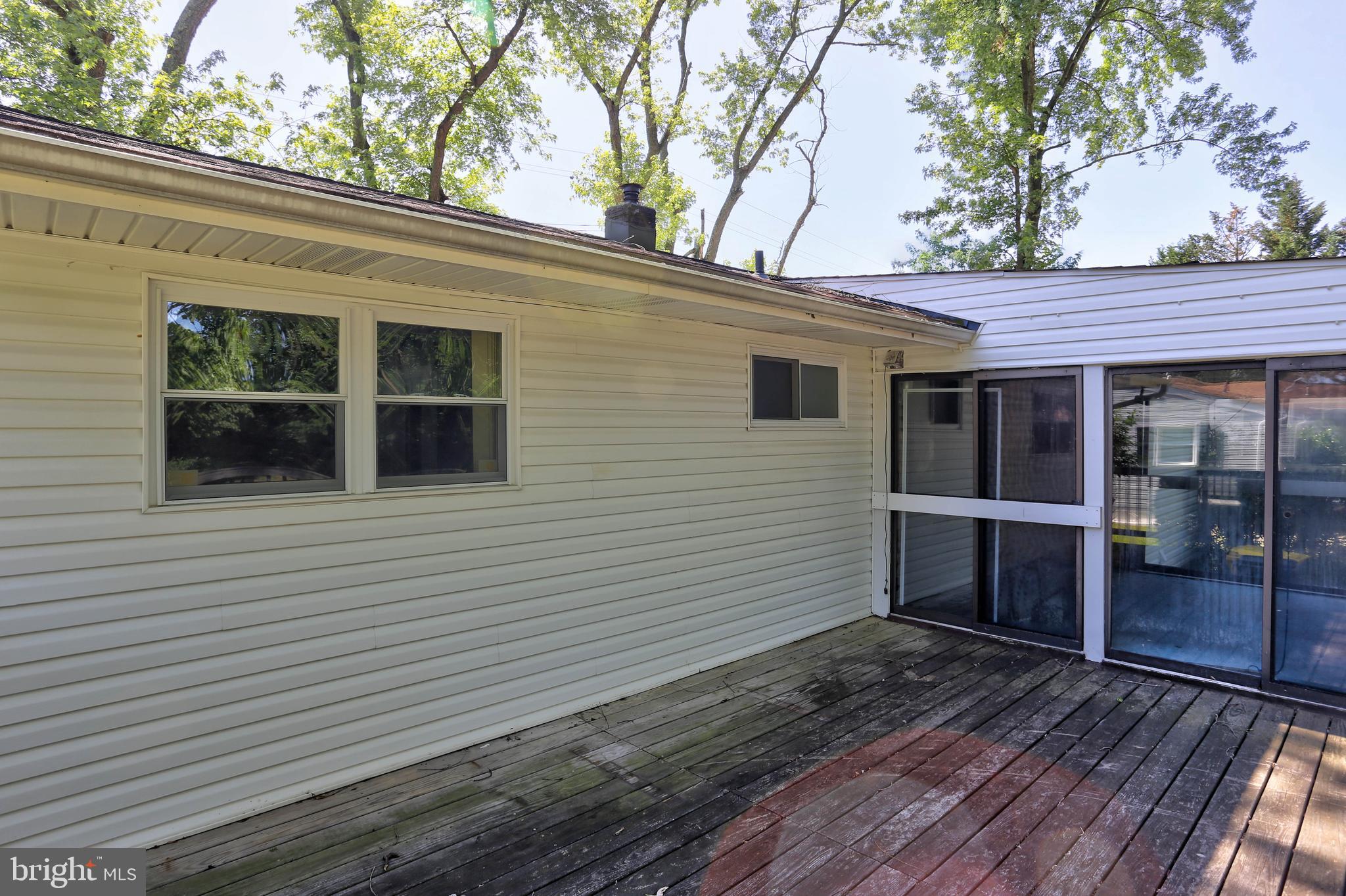 202 Brookfield Road Pasadena, MD 21122 - Photo 24 of 33