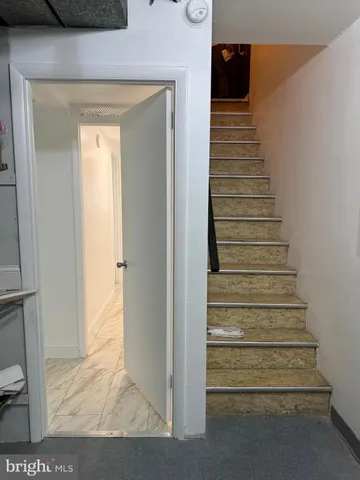 $2,000 | 2327 Hoffnagle Street, Unit 2, Philadelphia, PA 19152