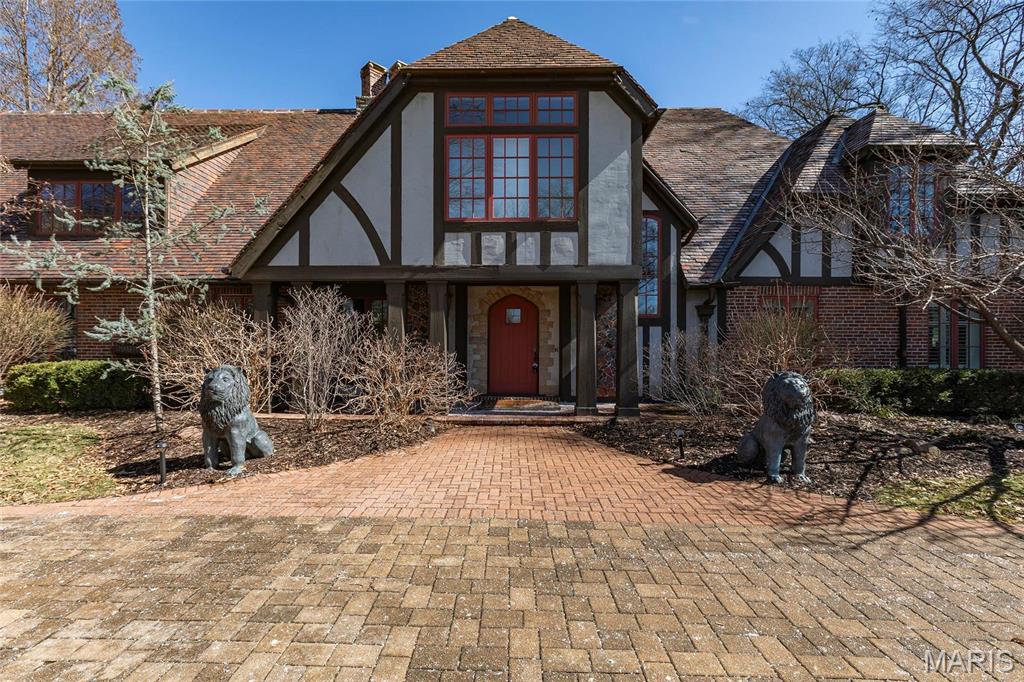 15 Chipper Road Frontenac, MO 63131 - Photo 3 of 70 Gallery Image 3