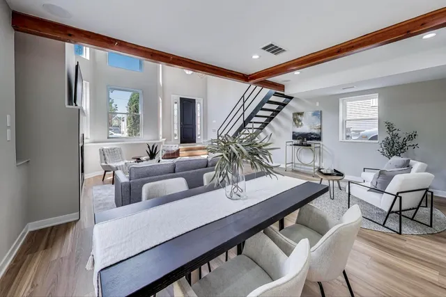 $799,000 | 4305 North Mobile Avenue, Chicago, IL 60634