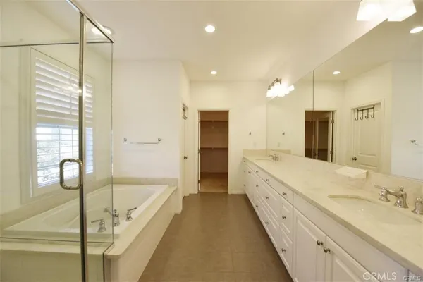 $6,800 | 237 Wyndover, Irvine, CA 92620