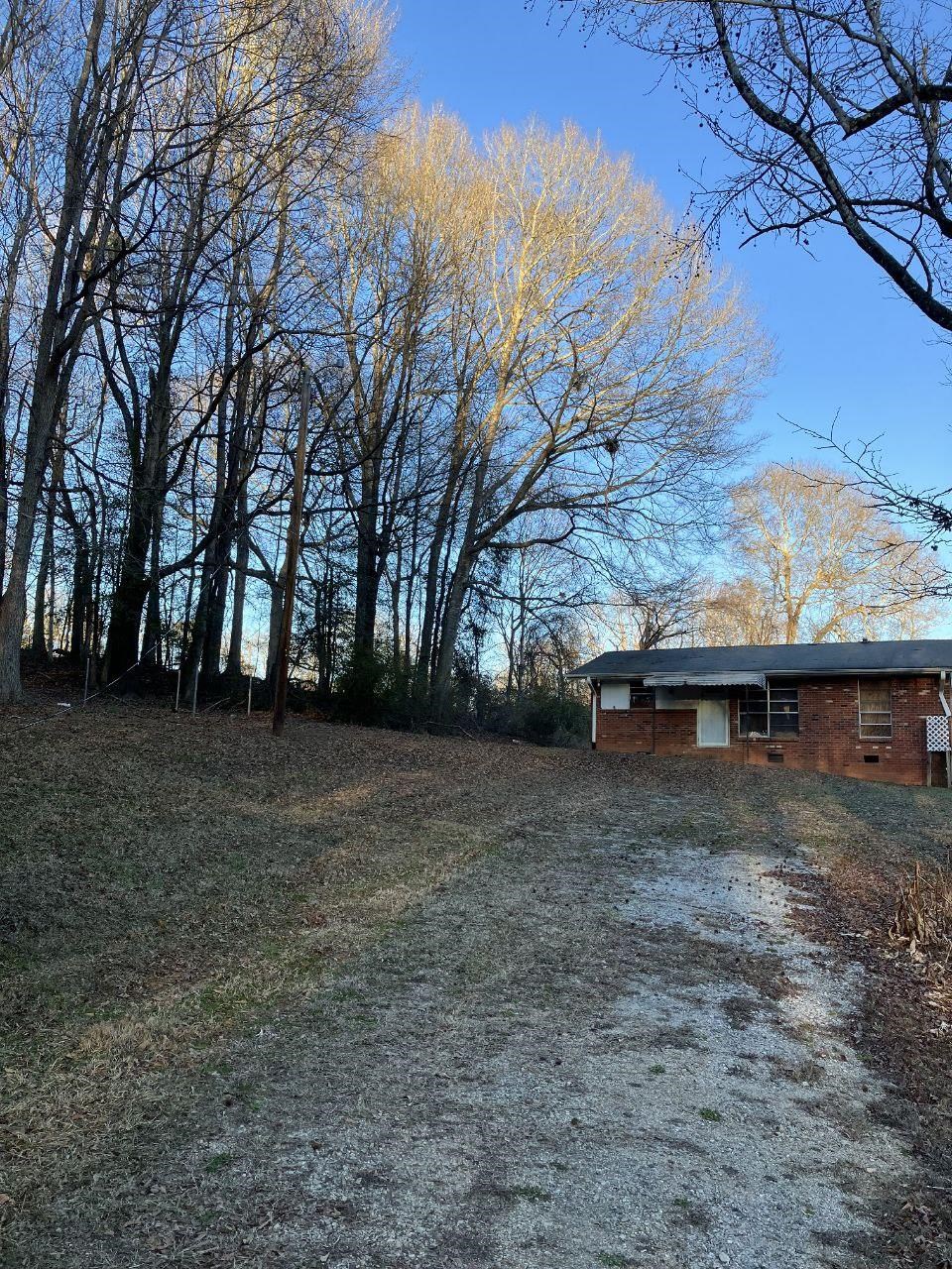 670 Sutton Road Pacolet, SC 29372 - Photo 2 of 20