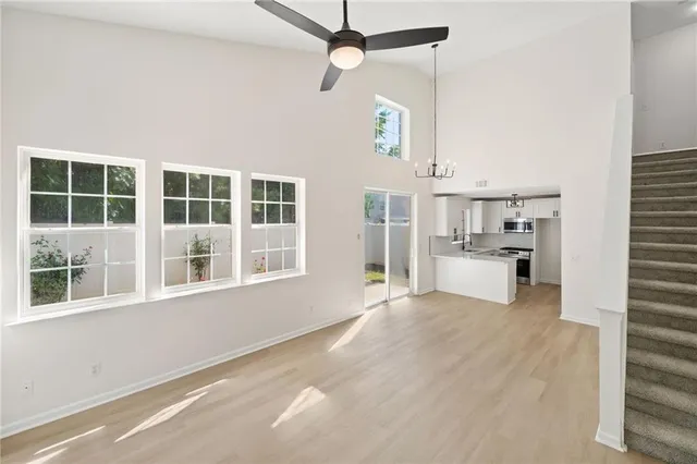 $2,190 | 872 Windcroft Circle Northwest, Acworth, GA 30101