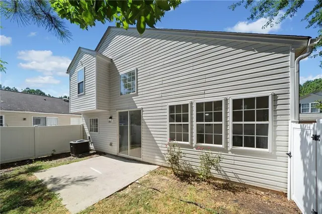 $2,190 | 872 Windcroft Circle Northwest, Acworth, GA 30101