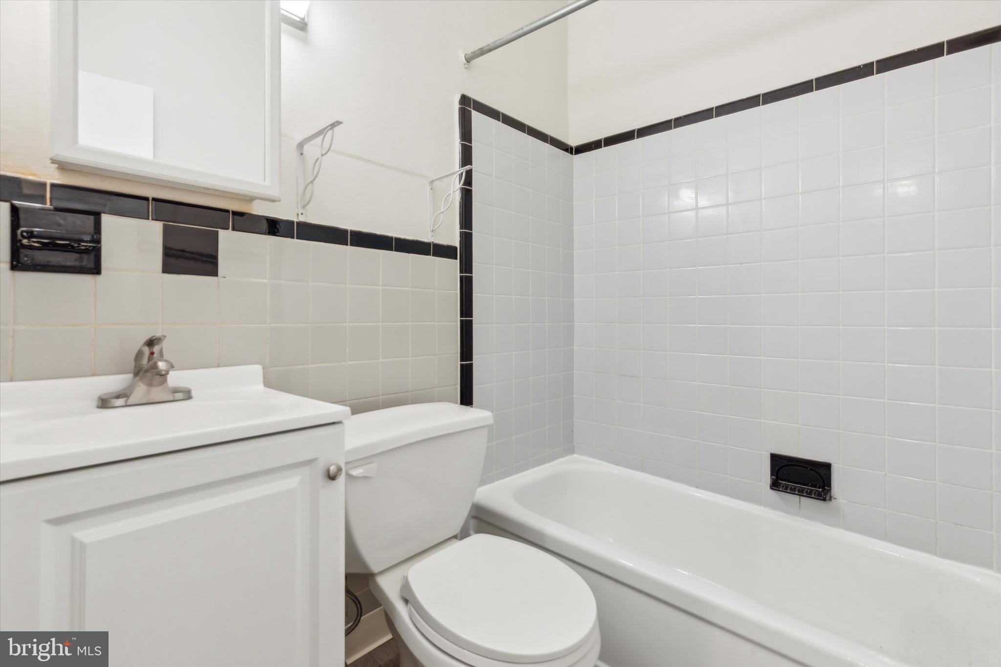 107 Walnut Avenue, Unit 2 Ardmore, PA 19003 - Photo 7 of 15