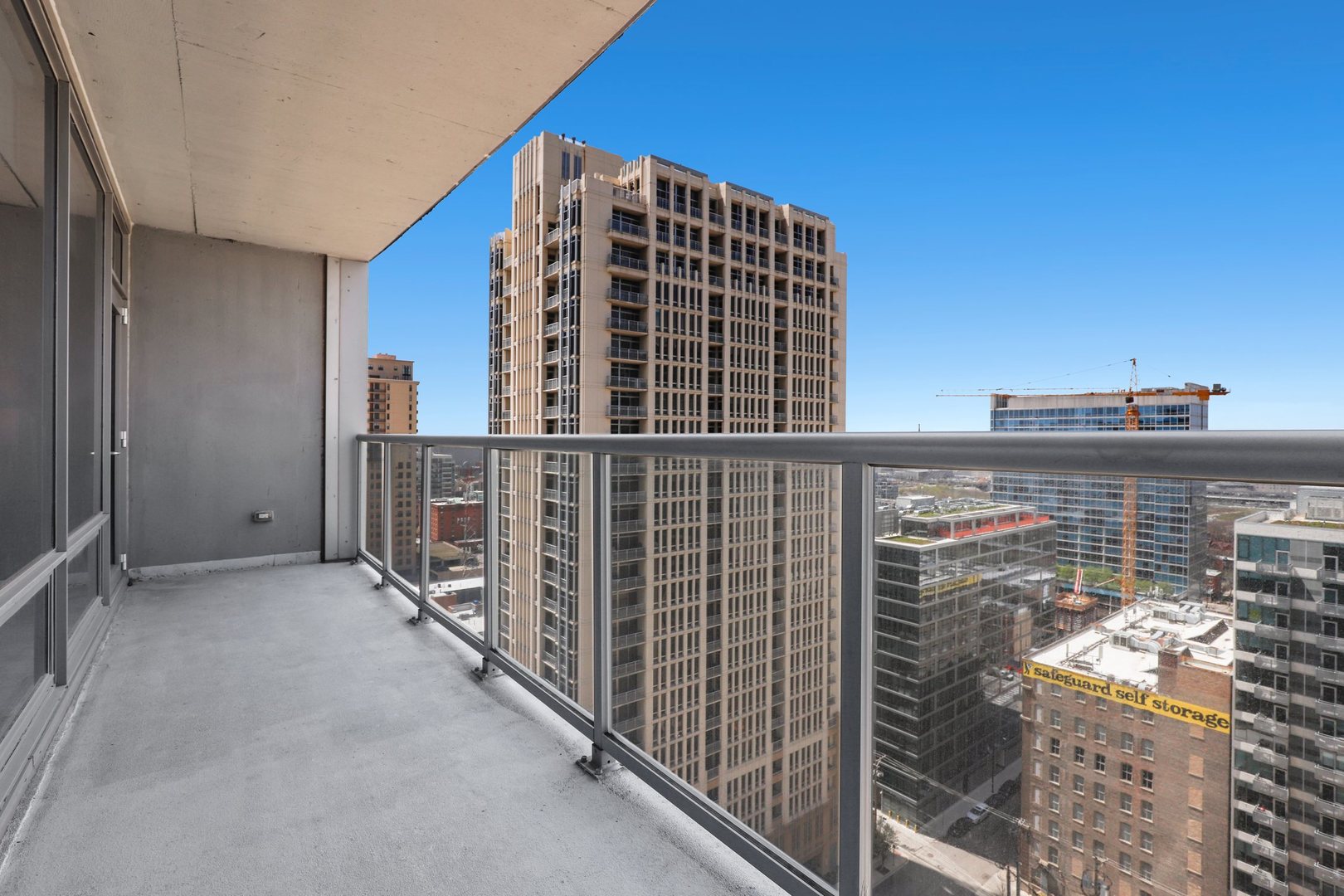 100 East 14th Street, Unit 1908 Chicago, IL 60605 - Photo 15 of 20 a view of balcony with city view