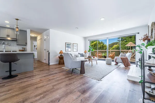 $1,299,000 | 935 Regina Way, Pacifica, CA 94044