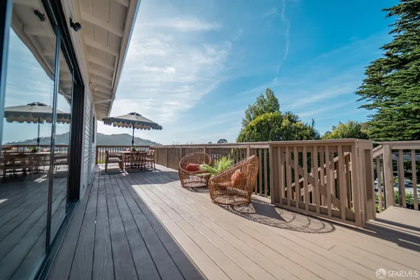$1,299,000 | 935 Regina Way, Pacifica, CA 94044