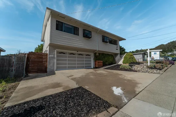 $1,299,000 | 935 Regina Way, Pacifica, CA 94044
