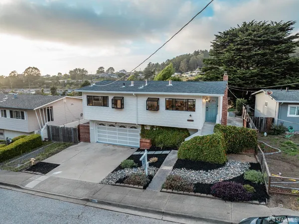 $1,299,000 | 935 Regina Way, Pacifica, CA 94044