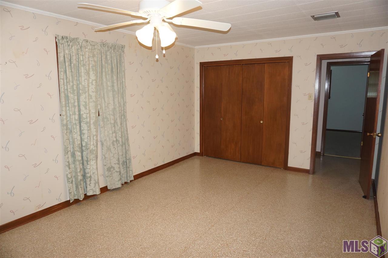206 4 Point Drive Raceland, LA 70394 - Photo 8 of 31