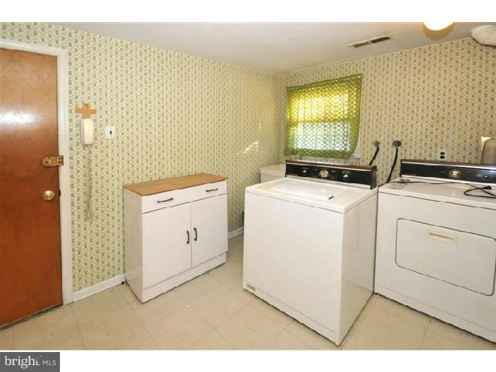 410 Johnson Road Horsham, PA 19044 - Photo 16 of 24 Laundry Room