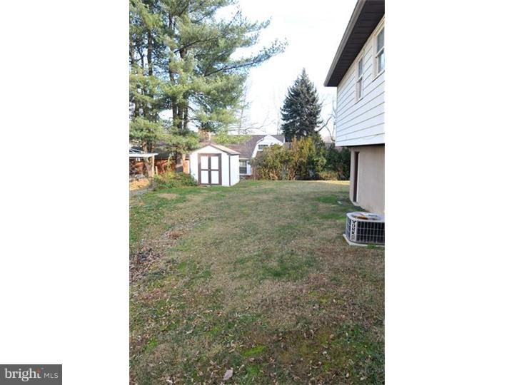 410 Johnson Road Horsham, PA 19044 - Photo 21 of 24 Side Yard