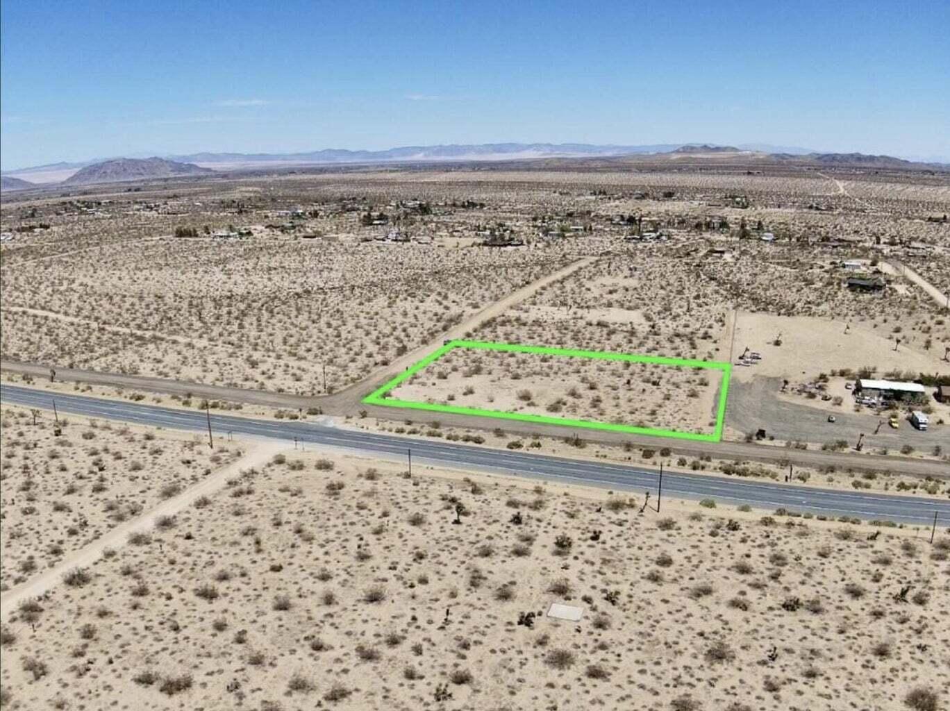 205 Old Woman Springs Road Yucca Valley, CA 92284 - Photo 7 of 33 a view of a sky from a balcony