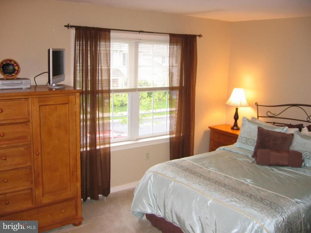 632 Chickadee Drive Lititz, PA 17543 - Photo 13 of 29 Gallery Image 13