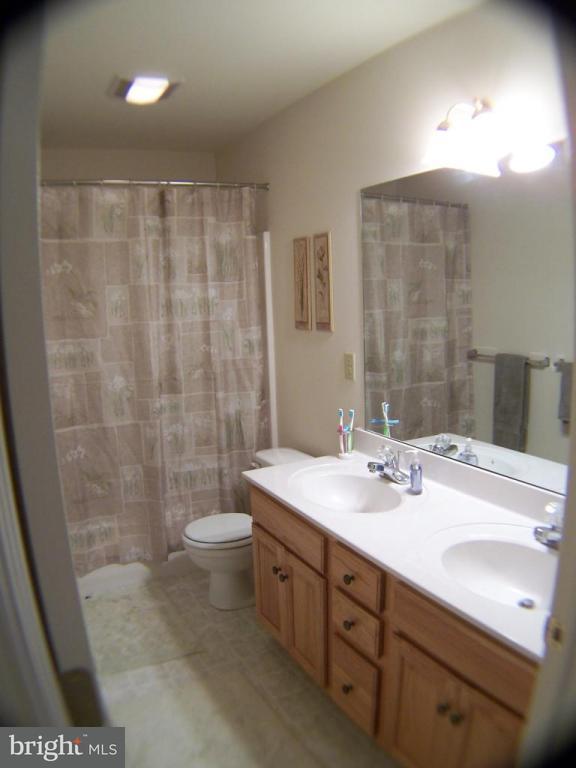 632 Chickadee Drive Lititz, PA 17543 - Photo 18 of 29 Gallery Image 18