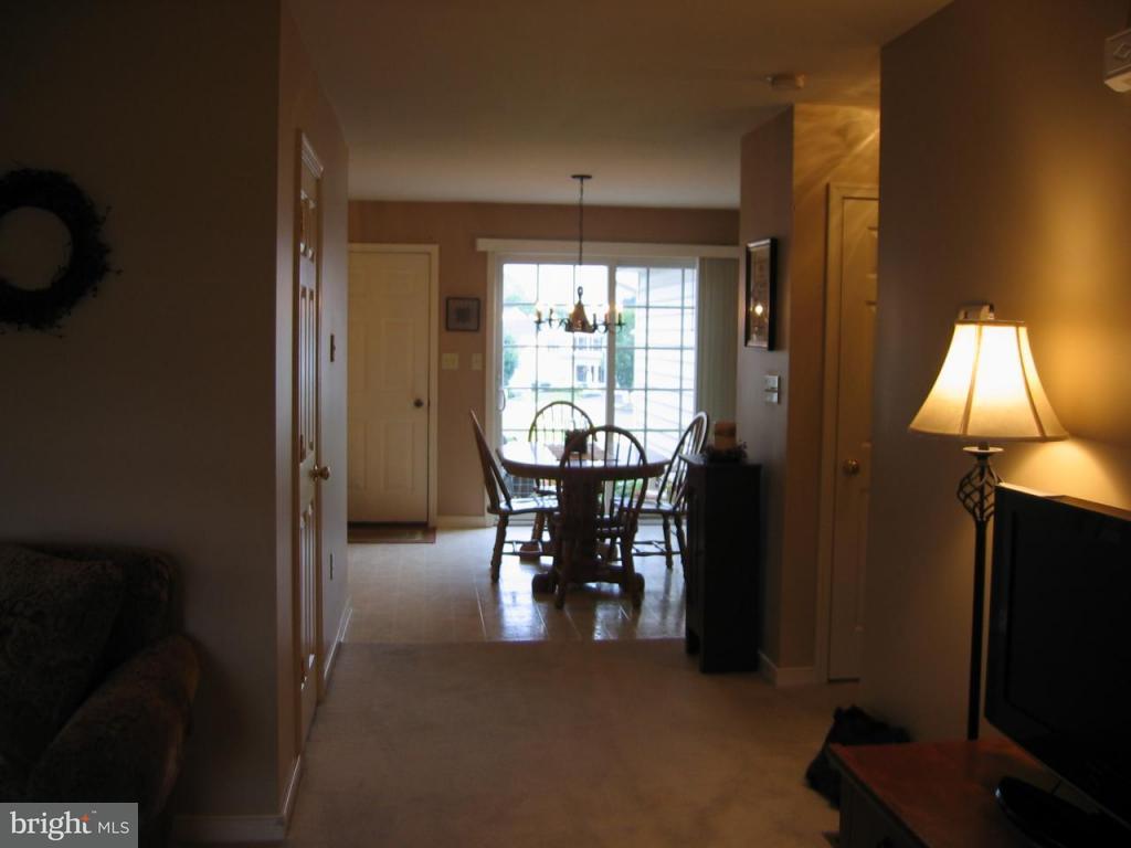 632 Chickadee Drive Lititz, PA 17543 - Photo 5 of 29 Gallery Image 5