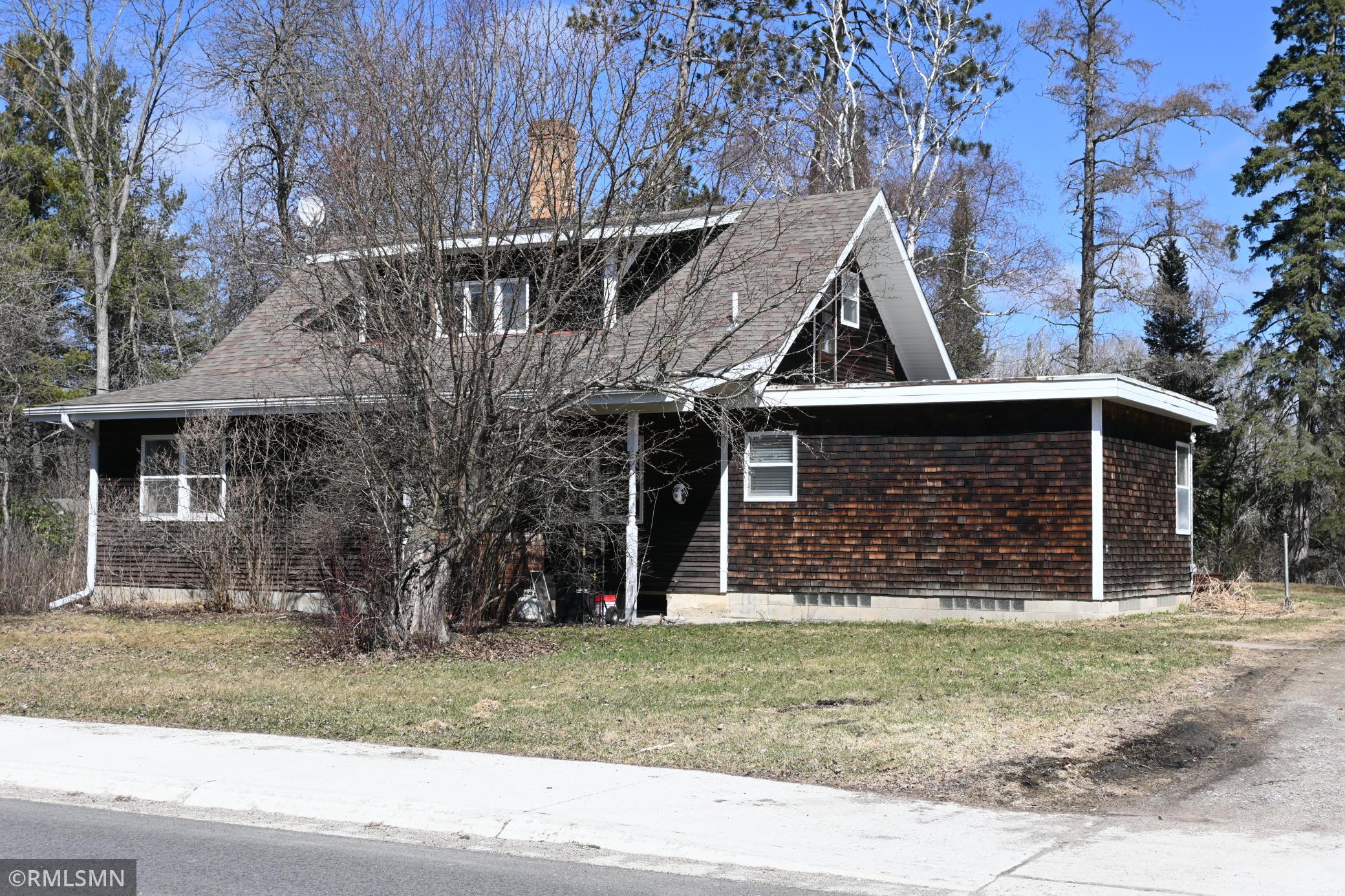 219 Vermilion Drive West Cook, MN 55723 - Photo 4 of 32
