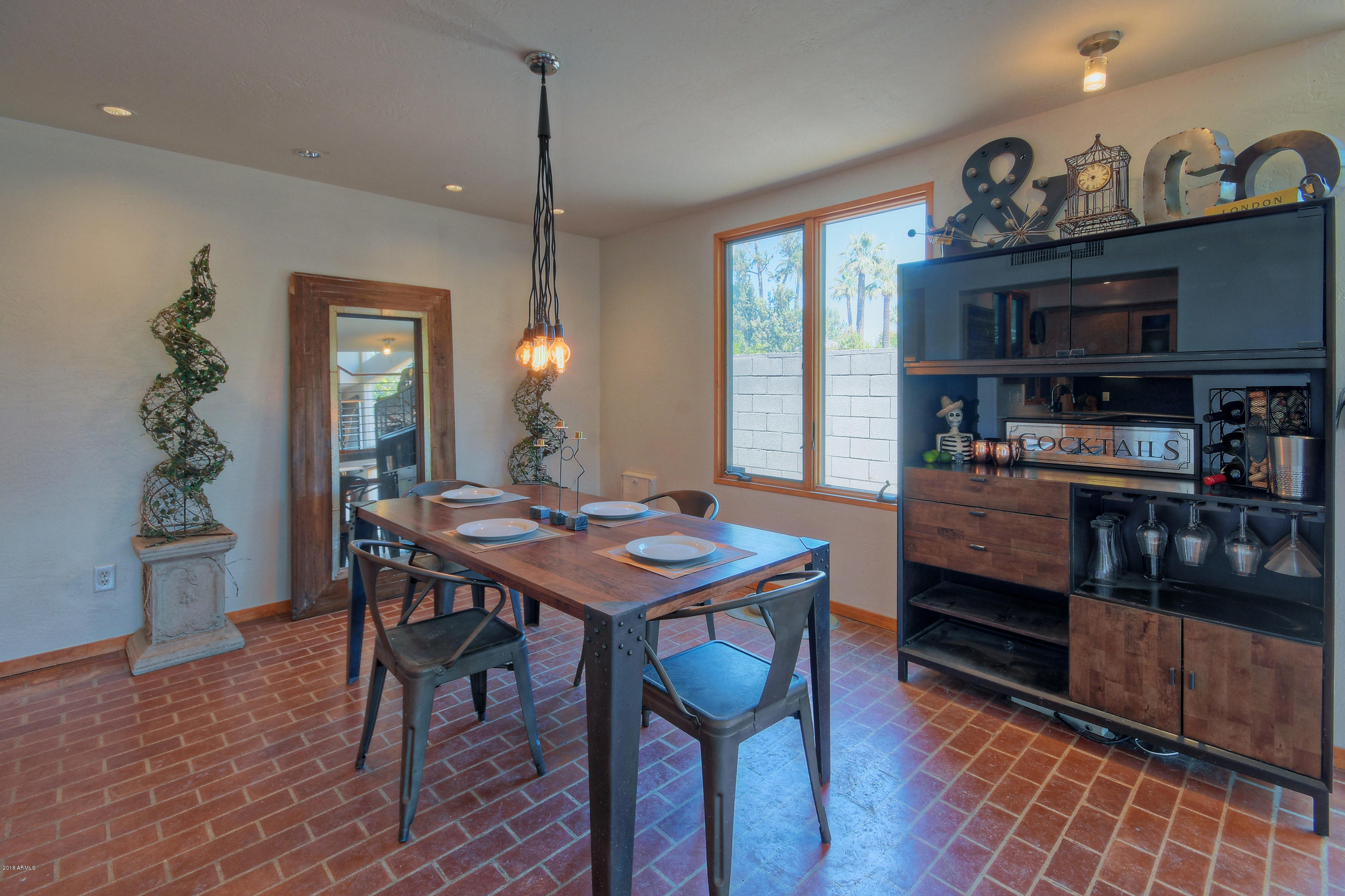 7110 North 7th Avenue Phoenix, AZ 85021 - Photo 4 of 20 7110 N 7t-007-12-Dining Ro-MLS_Size