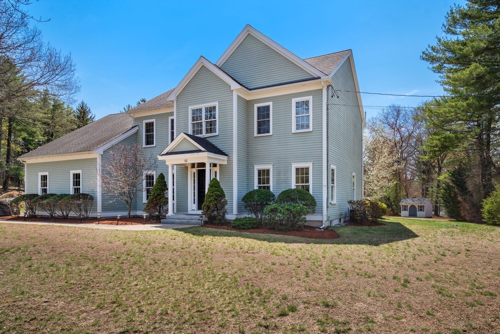 32 Overlook Road Wayland, MA 01778 - Photo 1 of 16