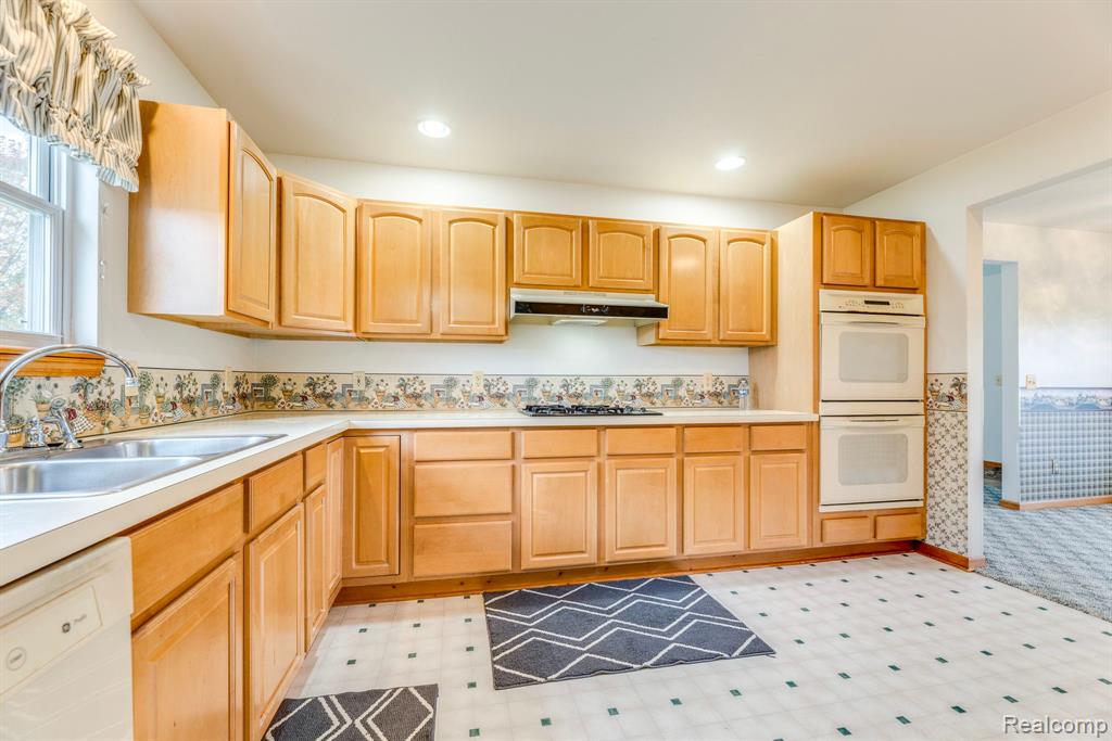4072 Wellman Line Road Jeddo, MI 48032 - Photo 20 of 32