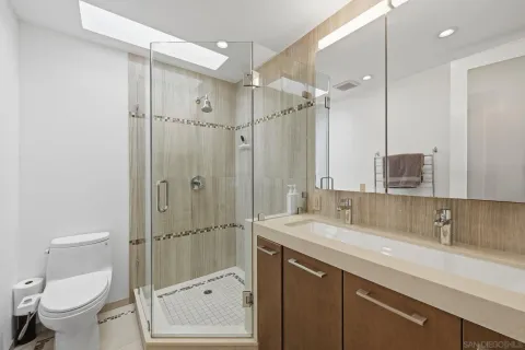 $899,000 | 1663 Guy Street, San Diego, CA 92103