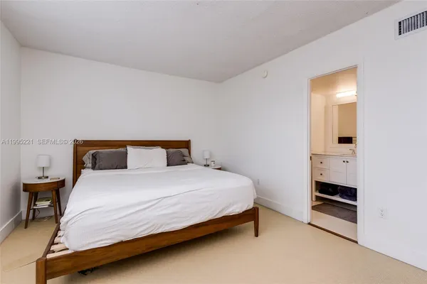 $2,800 | 1651 Northeast 115th Street, Unit 28C, Miami, FL 33181