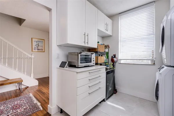 $2,800 | 1651 Northeast 115th Street, Unit 28C, Miami, FL 33181