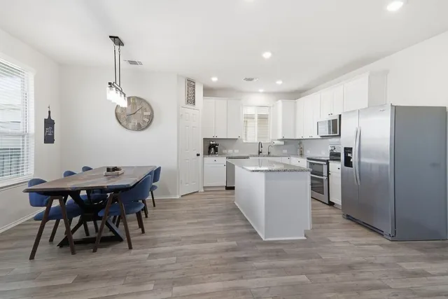 $338,999 | 408 Bedford Falls Lane, Jarrell, TX 76537