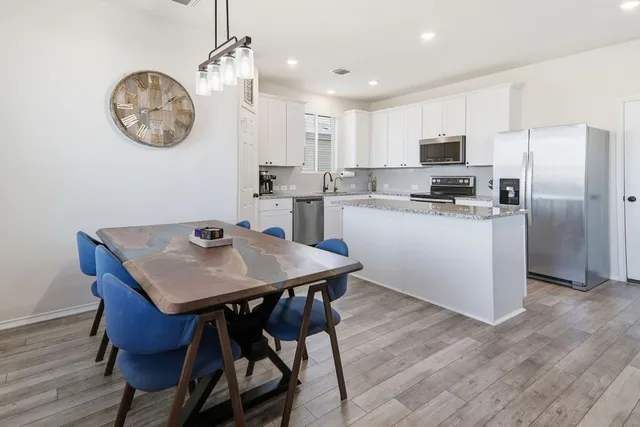 $338,999 | 408 Bedford Falls Lane, Jarrell, TX 76537