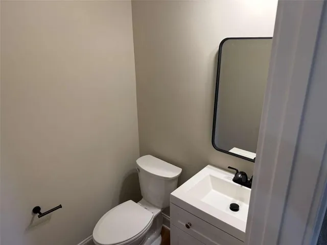 a view of a garage room