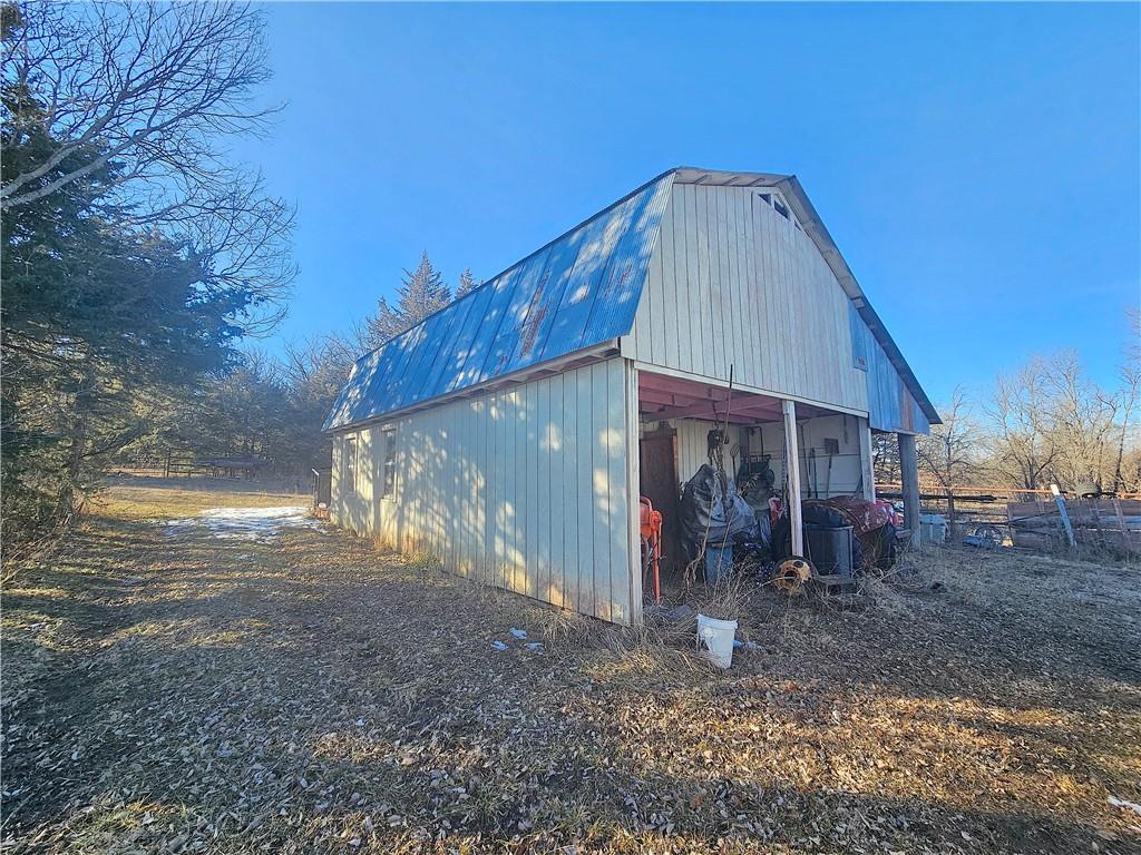 31881 Northwest Barton Road Garnett, KS 66032 - Photo 11 of 69