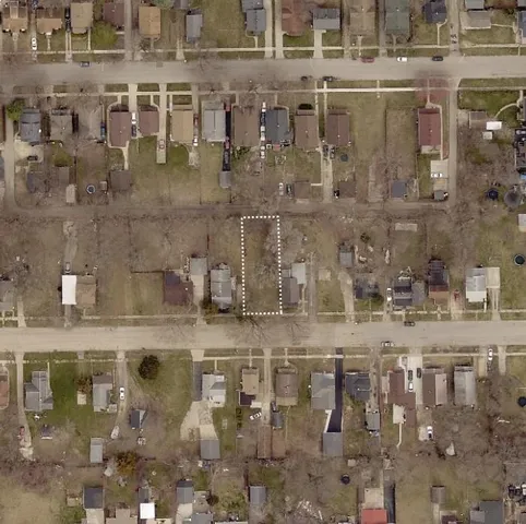 $6,000 | 803 Island Avenue, Rockford, IL 61102