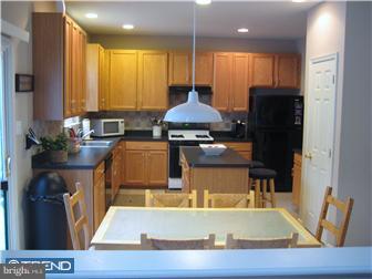 19 Point Road Blackwood, NJ 08012 - Photo 5 of 12 Kitchen