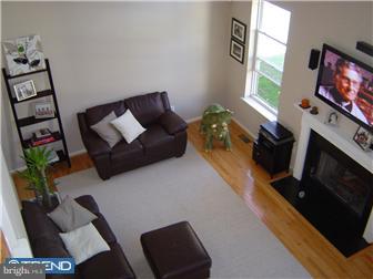 19 Point Road Blackwood, NJ 08012 - Photo 6 of 12 Family Room