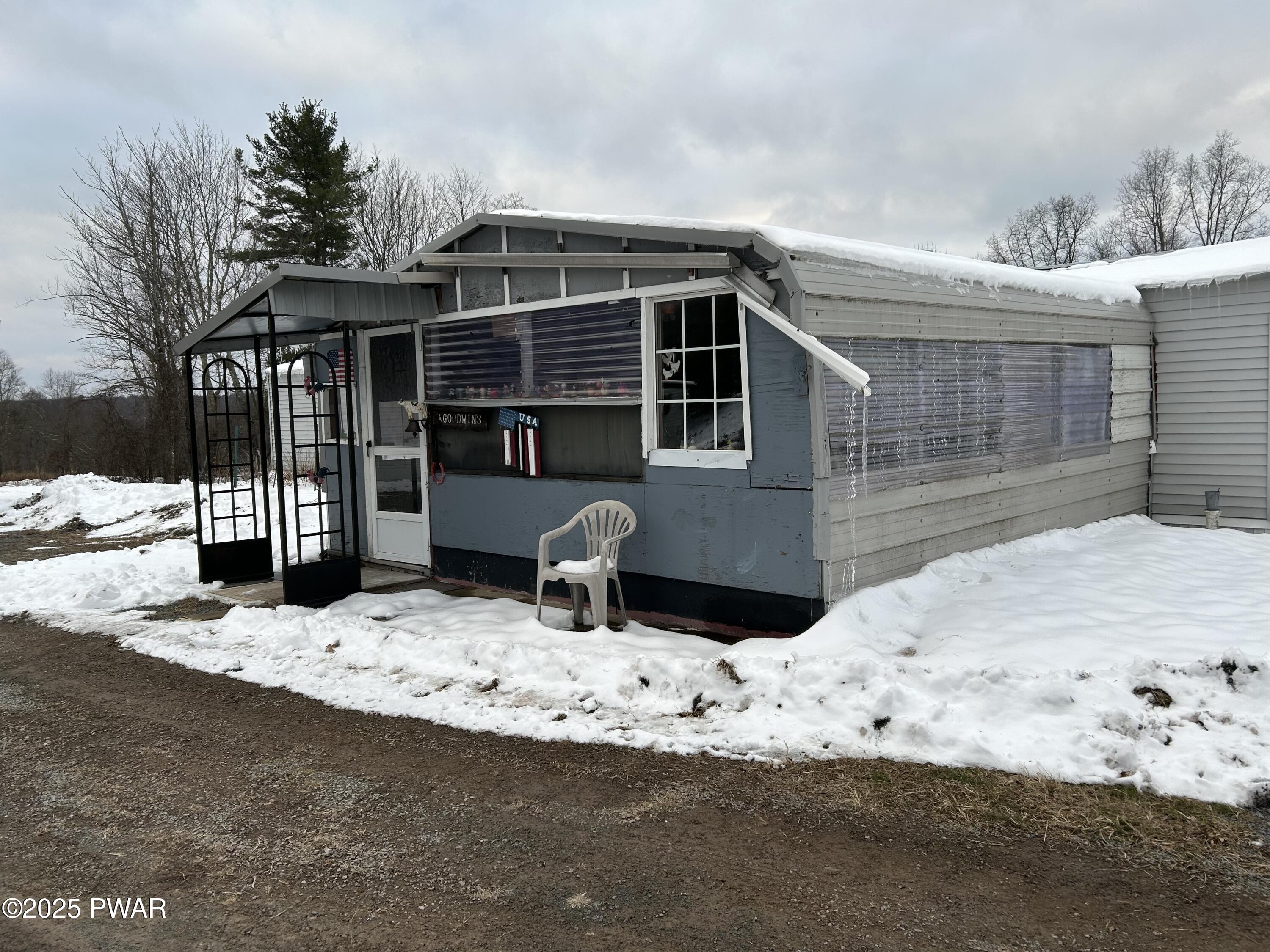 223 Daniels Road Hawley, PA 18428 - Photo 3 of 36