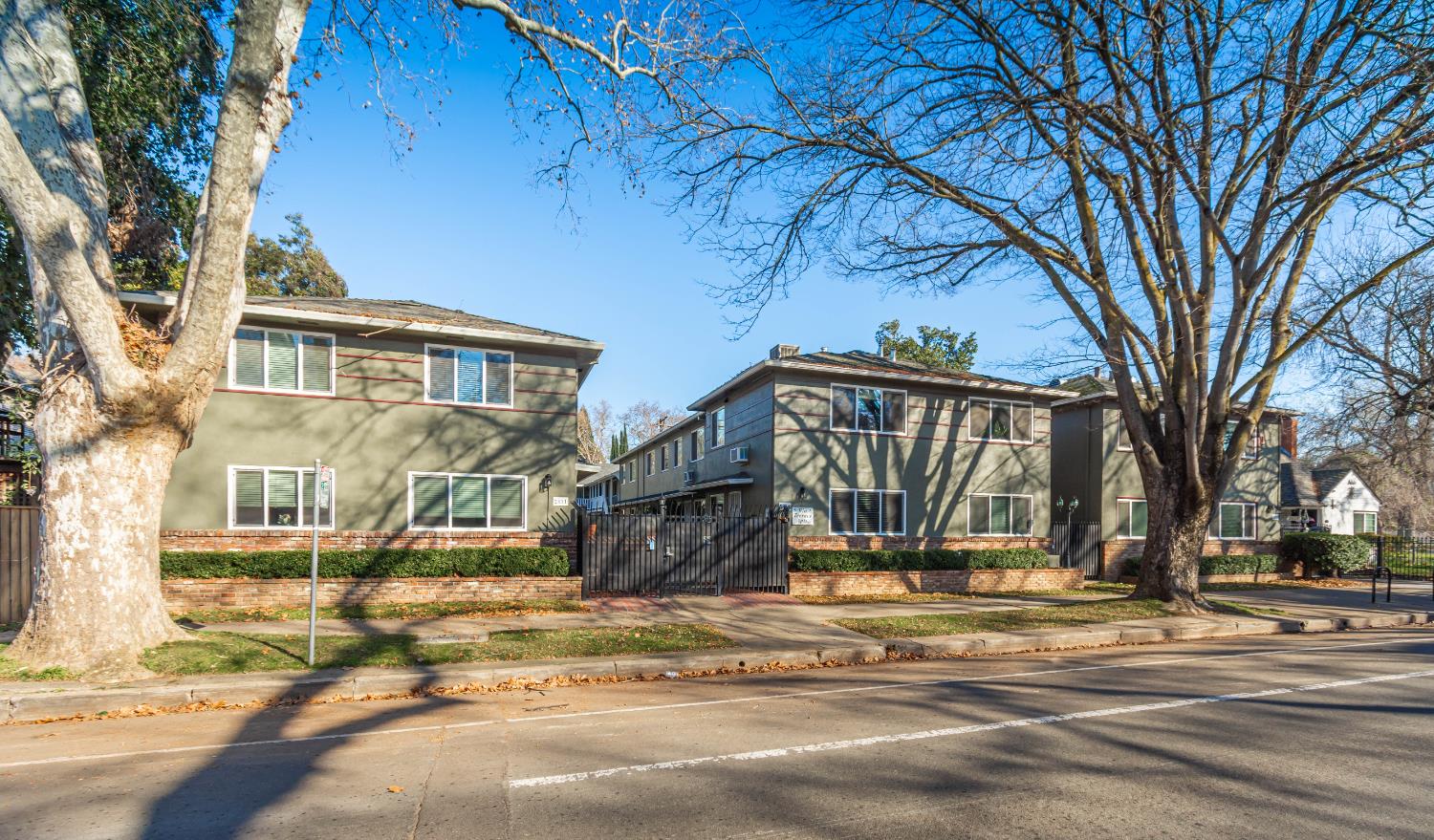 2811 F Street Sacramento, CA 95816 - Photo 2 of 22 a view of a yard in front of a building