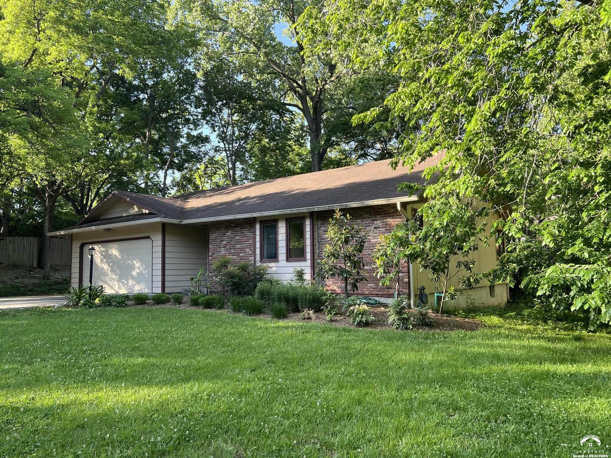 3607 Boulder Court Lawrence, KS 66049 - Photo 70 of 72