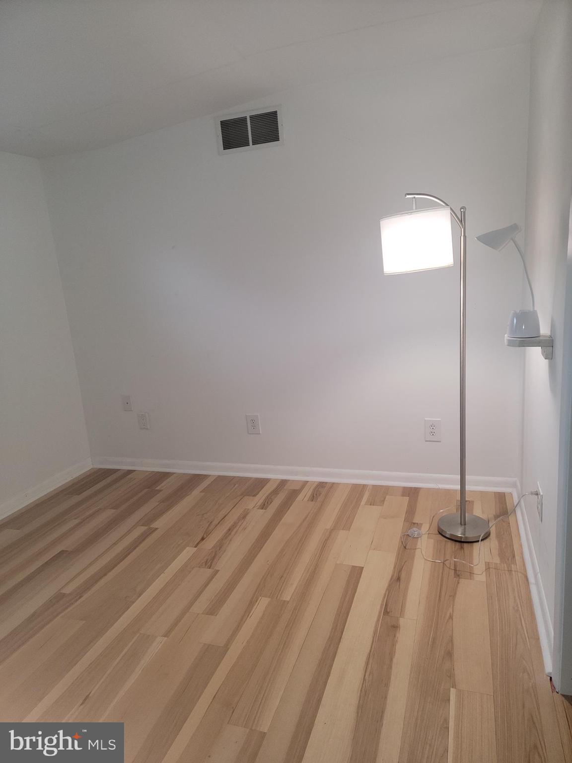 339 Sugartown Road Wayne, PA 19087 - Photo 55 of 57 2nd Floor In-Laws Suite Livingroom