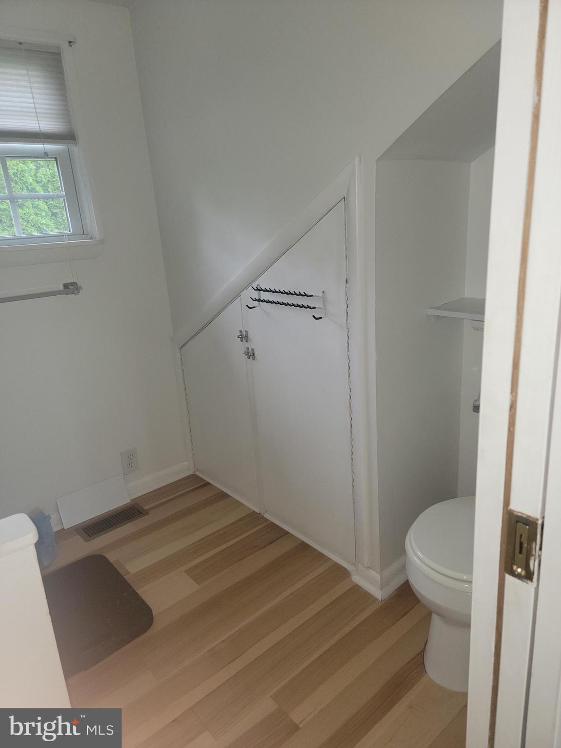 339 Sugartown Road Wayne, PA 19087 - Photo 56 of 57 2nd Floor In-Laws Suite