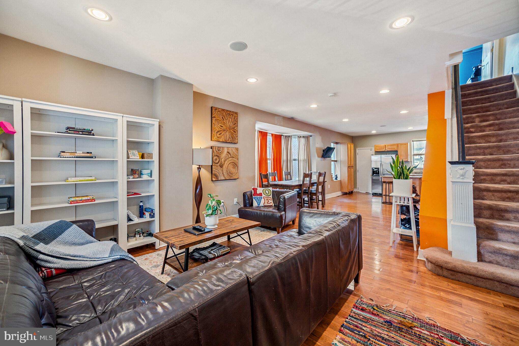 25 West Pomona Street Philadelphia, PA 19144 - Photo 3 of 31 Gallery Image 3