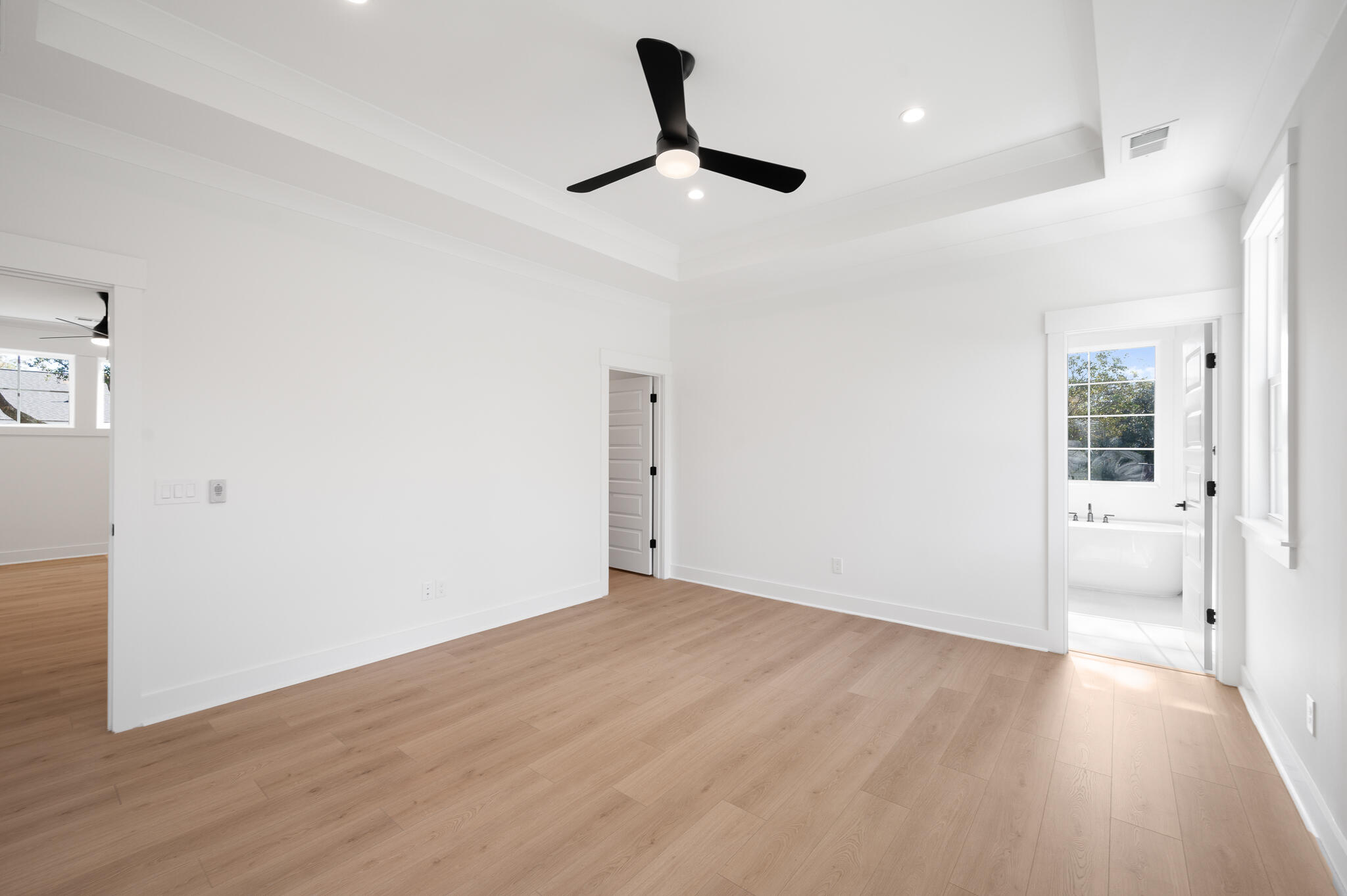 6514 Beagle Club Road Meggett, SC 29449 - Photo 8 of 20 Primary Suite