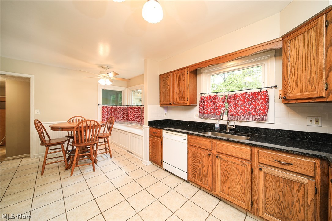 5865 Chapel Road Madison, OH 44057 - Photo 10 of 35