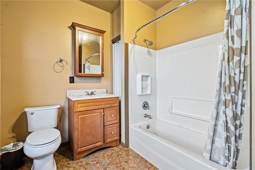 502 Friday Road Pittsburgh, PA 15209 - Photo 11 of 18 Gallery Image 11