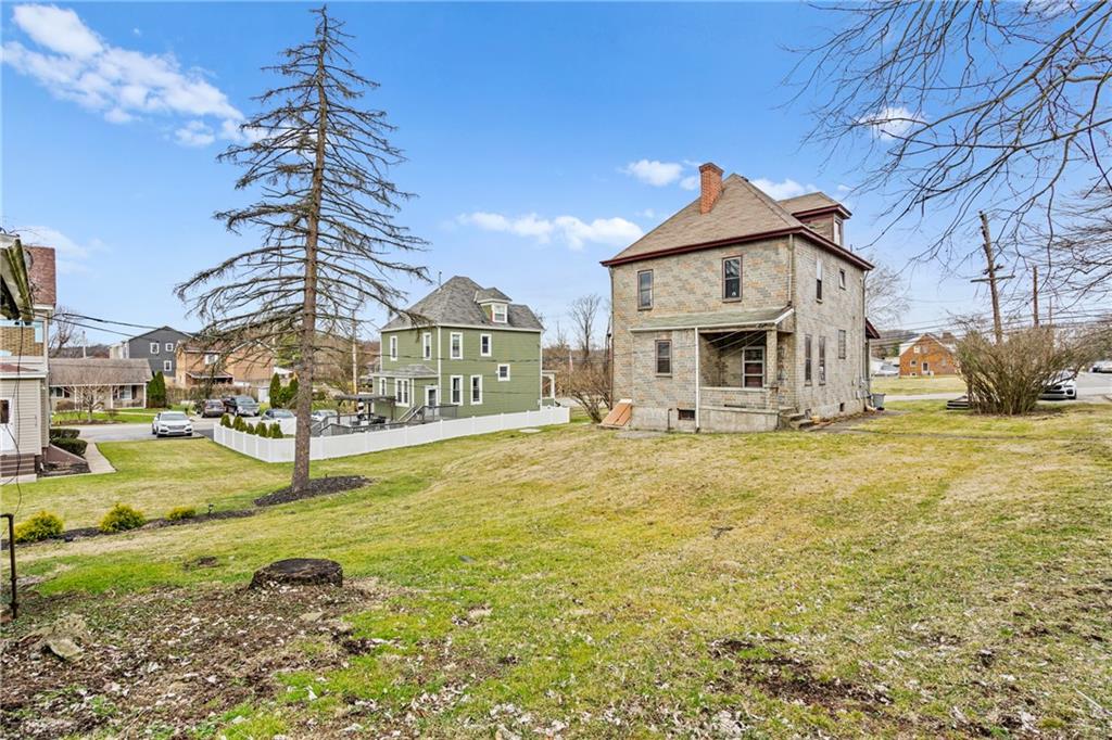 502 Friday Road Pittsburgh, PA 15209 - Photo 3 of 18 Gallery Image 3