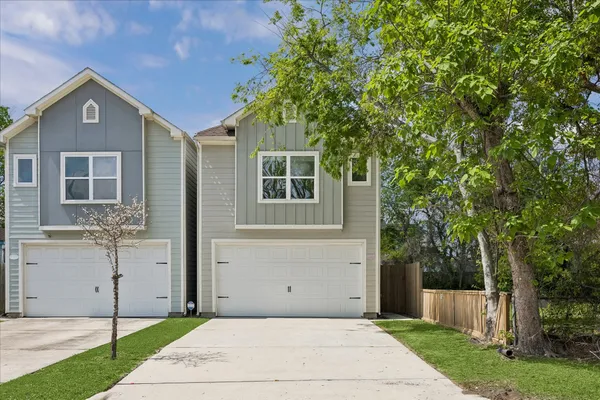 $330,000 | 3605 Billingsley Street, Unit B, Houston, TX 77009