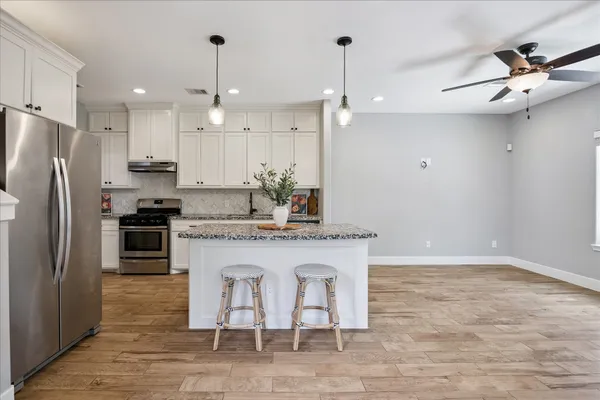 $330,000 | 3605 Billingsley Street, Unit B, Houston, TX 77009