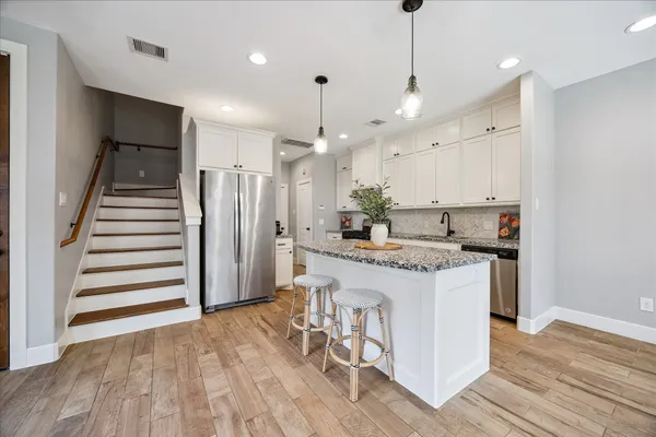 $330,000 | 3605 Billingsley Street, Unit B, Houston, TX 77009